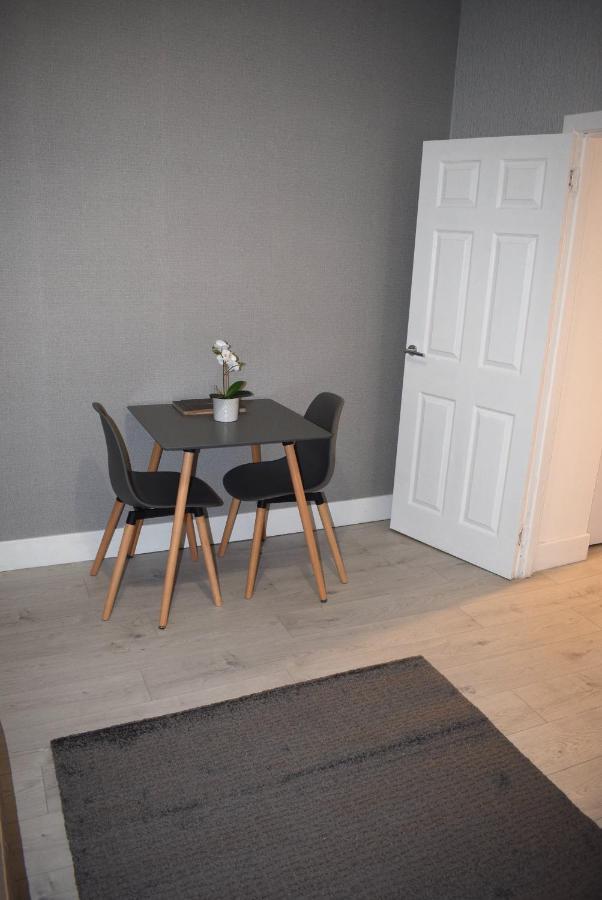 Kelpies Serviced Apartments- Robertson Falkirk Exterior foto